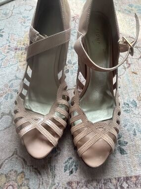 FIONI Clothing Nude Blush Strappy Peep-Toe Ankle Strap Heels